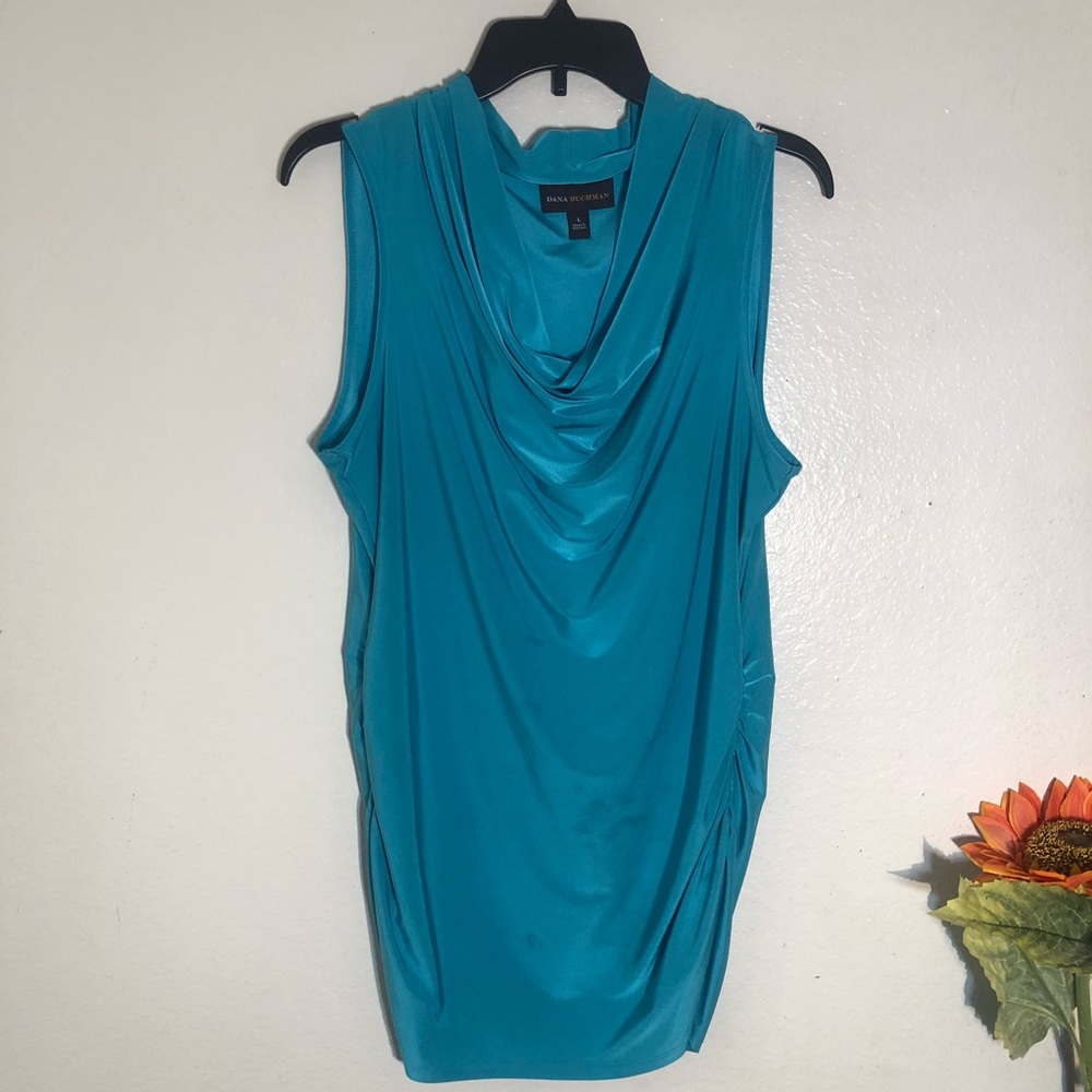 Beautiful Dana Buchman top